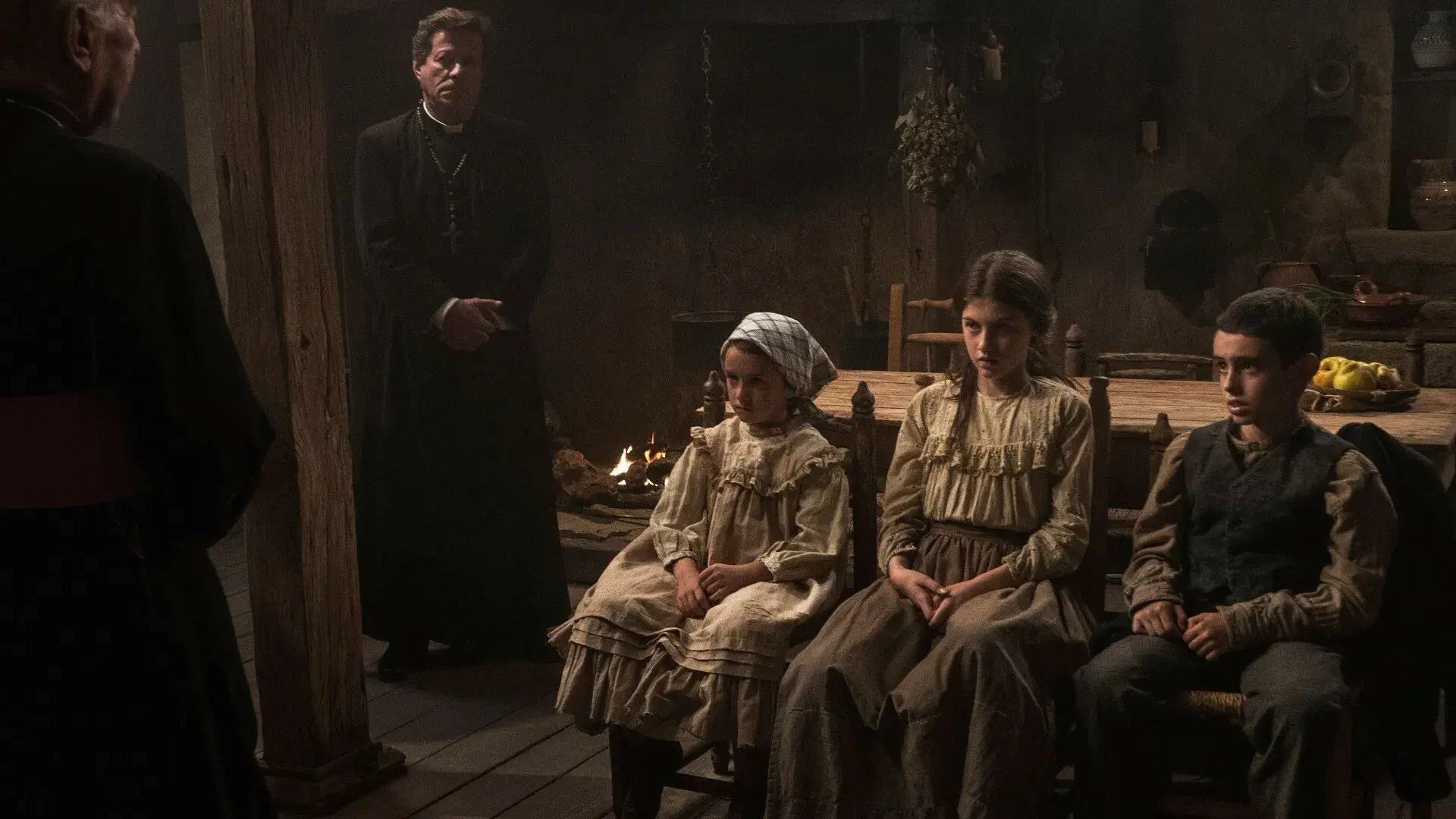 Fatima cast