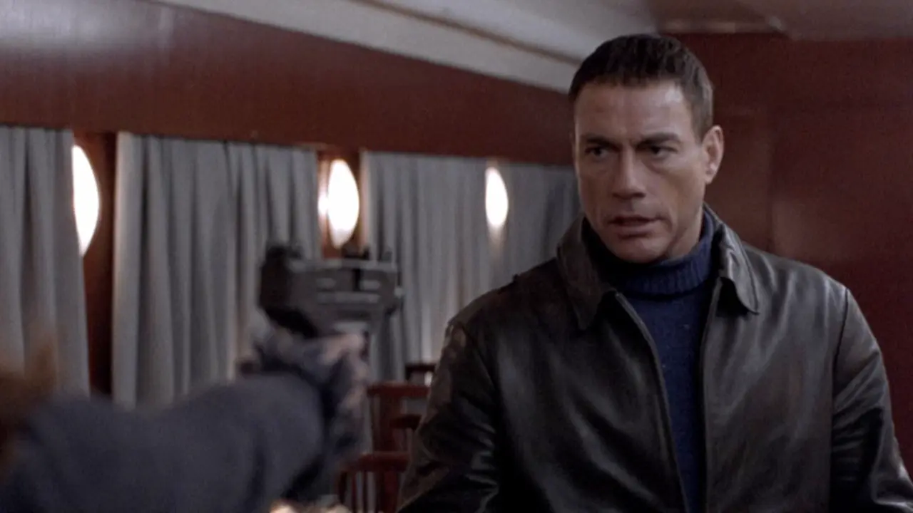 Jean-Claude Van Damme in Derailed - Punto d'impatto