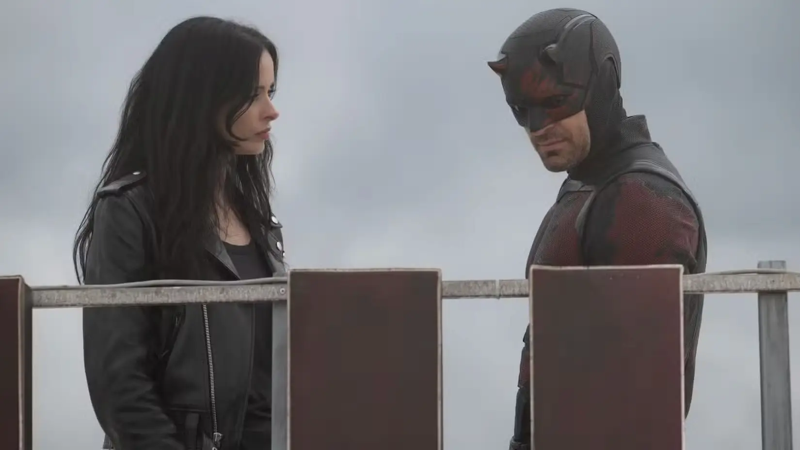 Jessica Jones e Matt Murdock in Daredevil: Rinascita - stagione 2