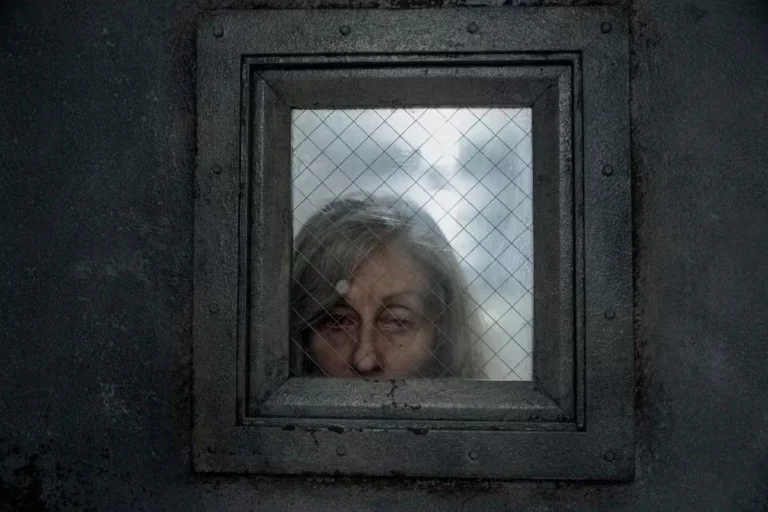 The Terror: Devil in Silver, nuove immagini e data di uscita per la serie horror prodotta da Ridley Scott The Terror: Devil in Silver, nuove immagini e data di uscita per la serie horror prodotta da Ridley Scott