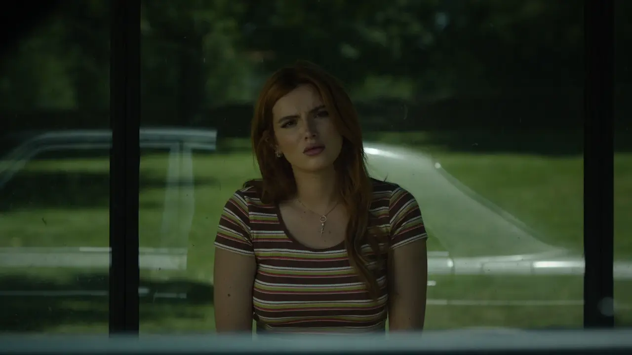 Bella Thorne nel film Saint Clare