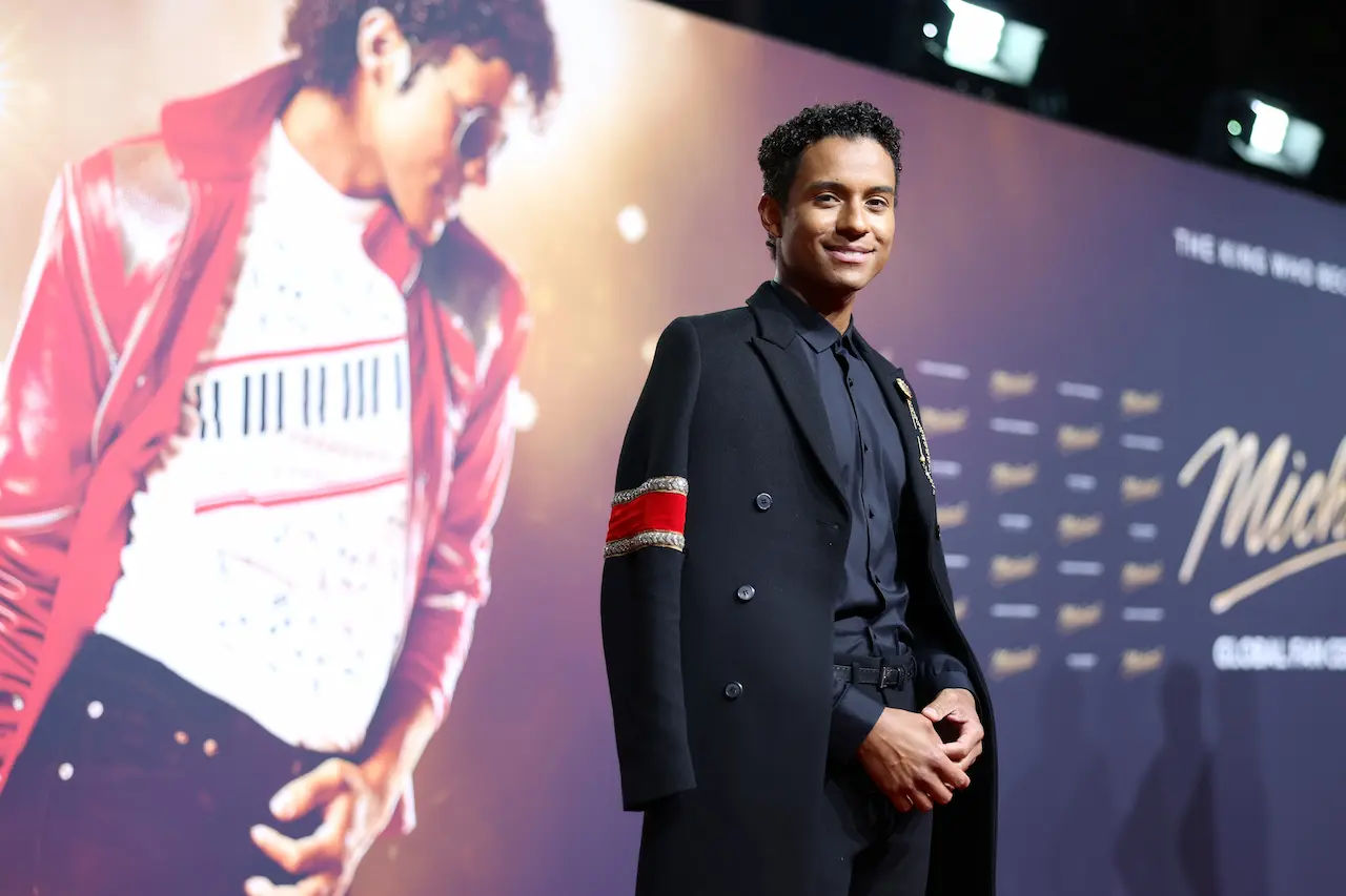 Jaafar Jackson alla premiere di Michael