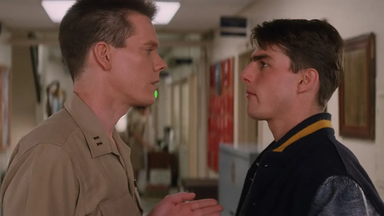 Kevin Bacon e Tom Cruise in Codice d'onore
