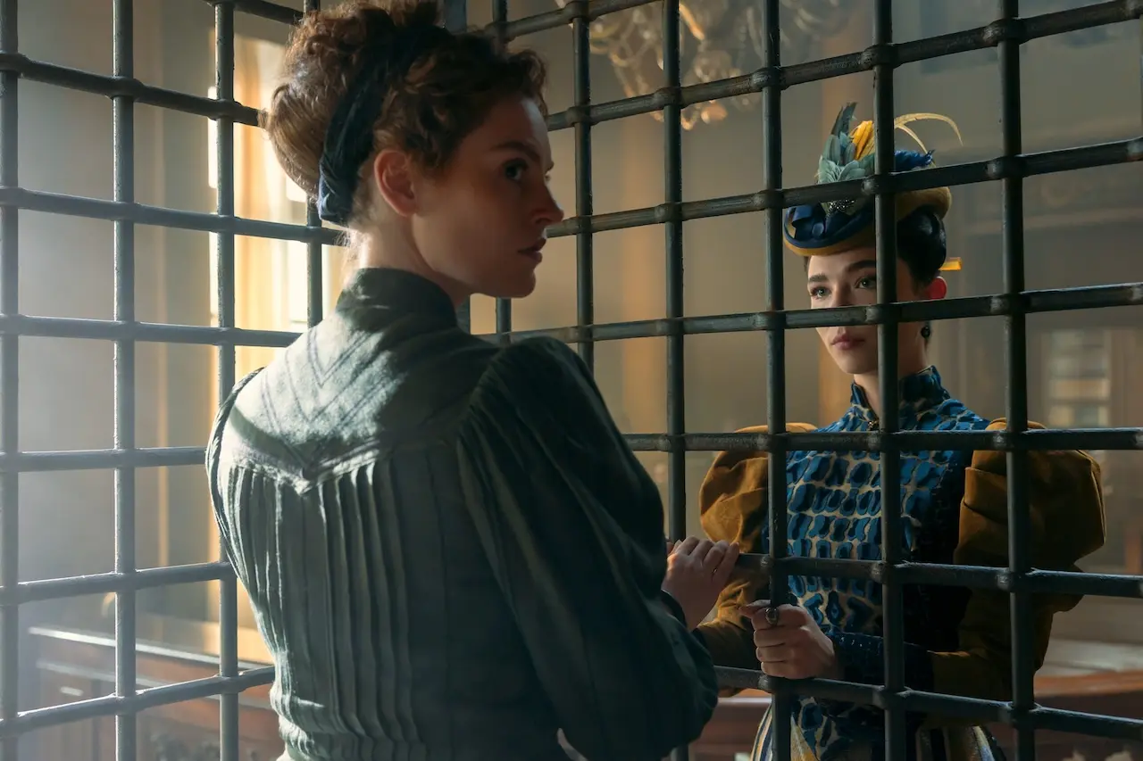 Liliana Bottone e Matilda De Angelis in La legge di Lidia Poët 3