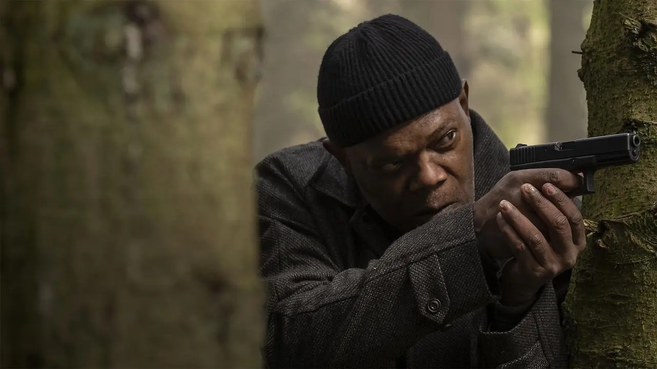 Samuel L Jackson in Damaged