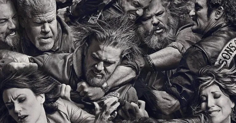 Sons of Anarchy: Kurt Sutter riapre alla possibilit&agrave; di un ritorno del franchise