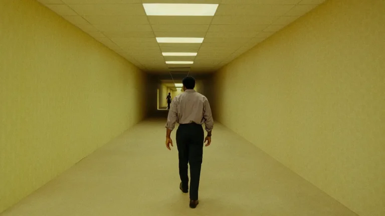Backrooms: la spiegazione del finale del film