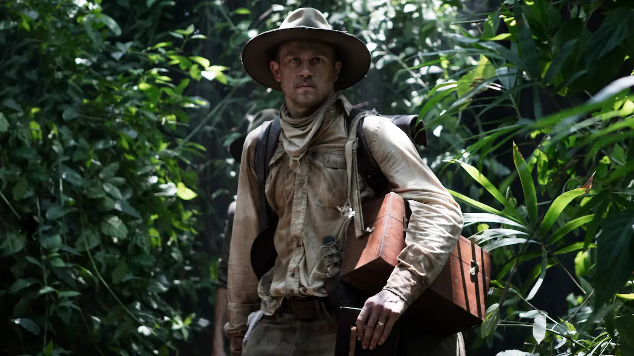 Charlie Hunnam in Civilt&agrave; perduta