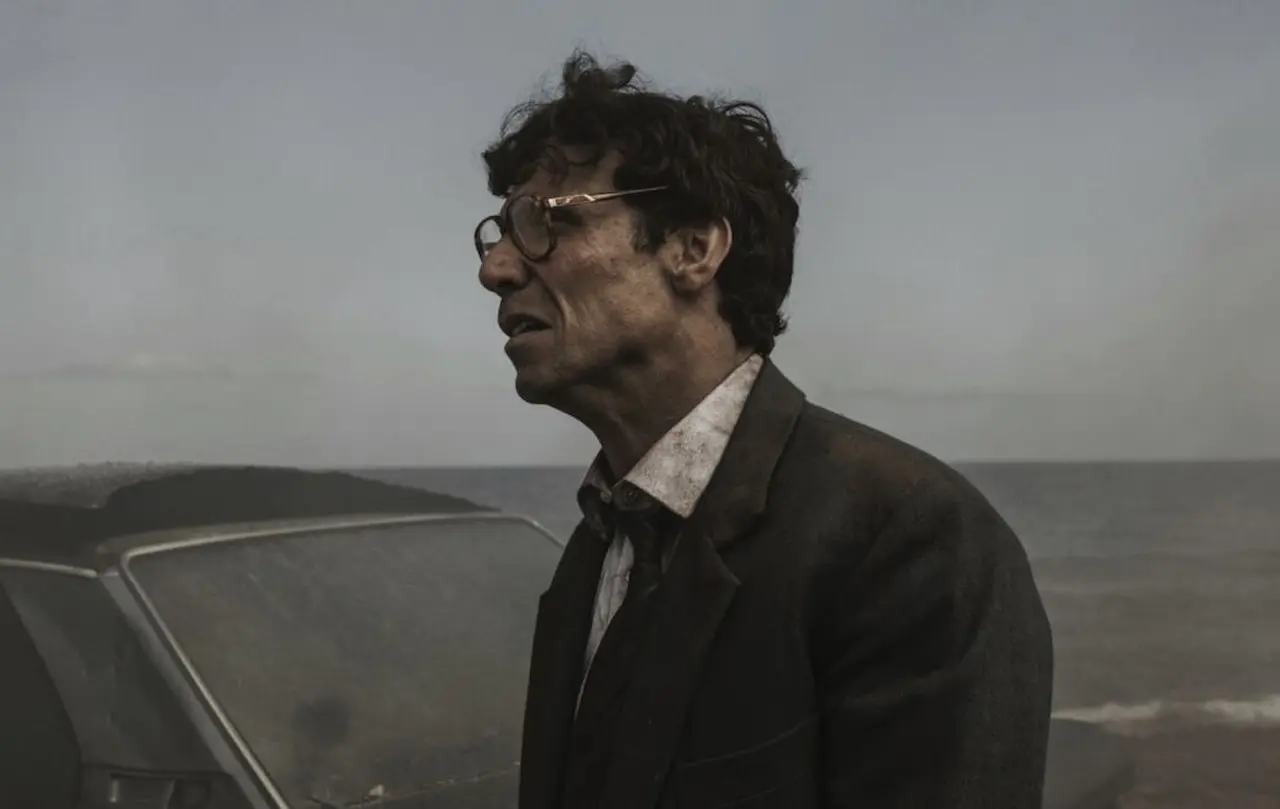 Francesco Montanari in Un futuro aprile