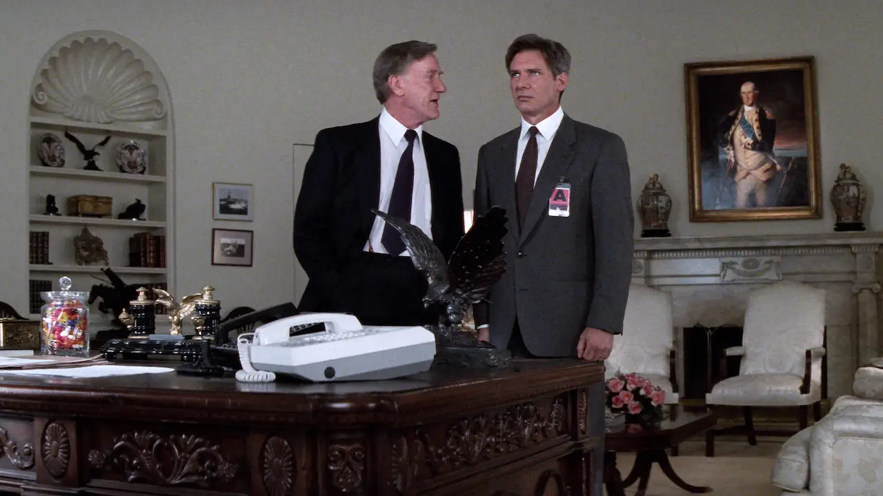 Harrison Ford nel film Sotto il segno del pericolo