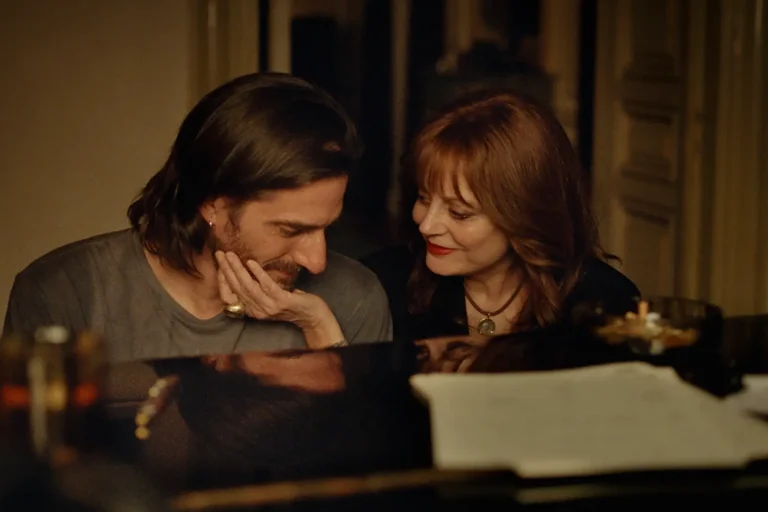 Luca Marinelli, Alicia Vikander e Susan Sarandon nelle prime immagini di The Echo Chamber di Andrea Pallaoro Luca Marinelli, Alicia Vikander e Susan Sarandon nelle prime immagini di The Echo Chamber di Andrea Pallaoro
