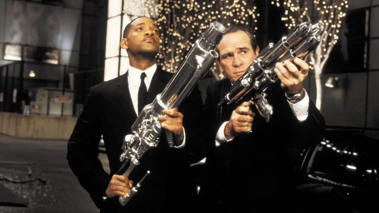 Will Smith e Tommy Lee Jones in Men in Black II