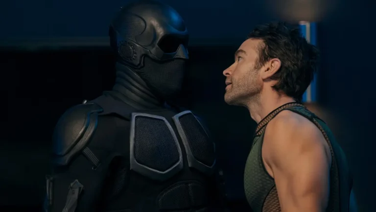 Chace Crawford spiega la rivalità fraterna tra Deep e Black Noir in The Boys 5 Chace Crawford spiega la rivalità fraterna tra Deep e Black Noir in The Boys 5