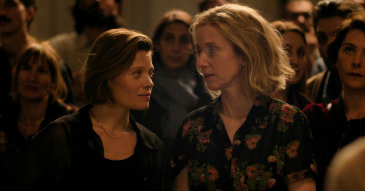 L&egrave;a Drucker e Melanie Thierry in una scena di La vie d'une femme