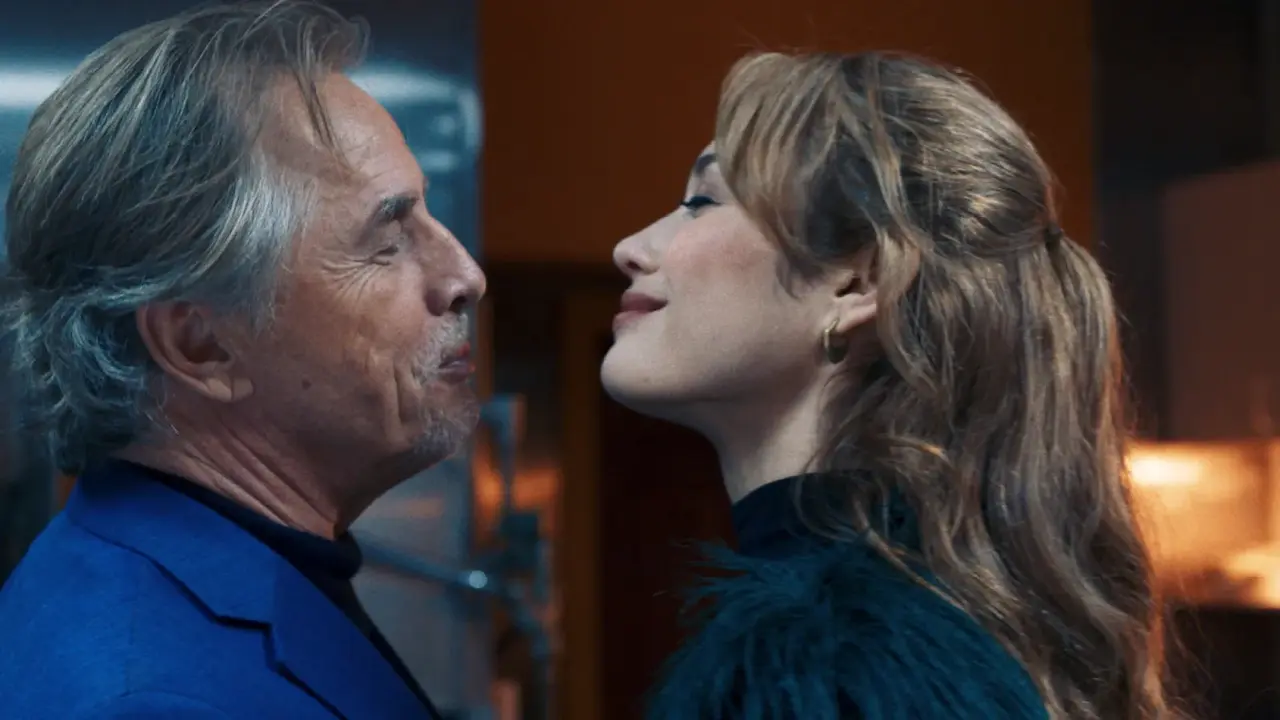 Don Johnson e Olga Kurylenko in High Heat - Fuoco mortale