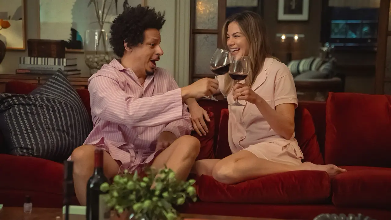 Eric Andre e Michelle Monaghan in Little Brother