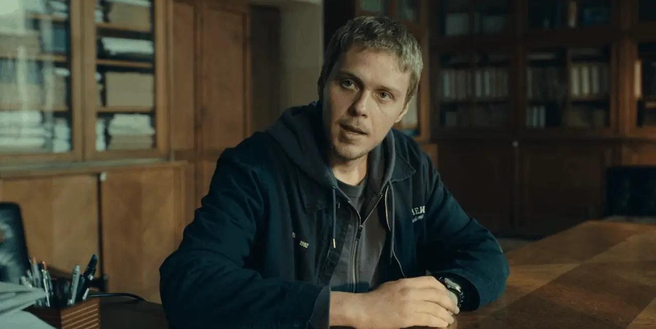 Jakub Gierszał nel film I colori del male Nero