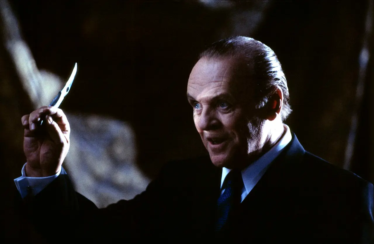 Anthony Hopkins nel film Hannibal