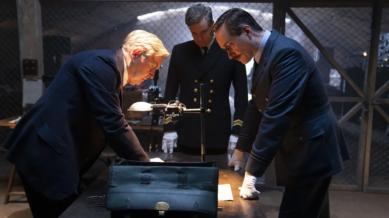 Colin Firth nel film L'arma dell'inganno - Operazione Mincemeat