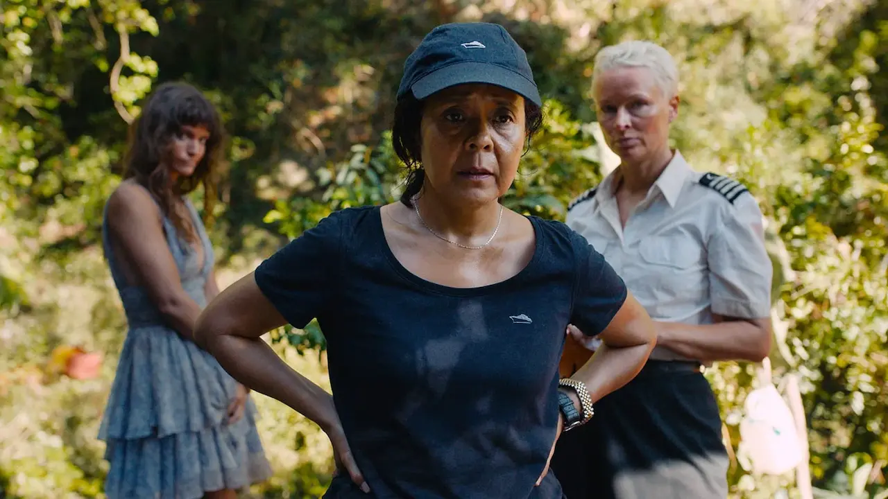 Dolly de Leon in Triangle of Sadness