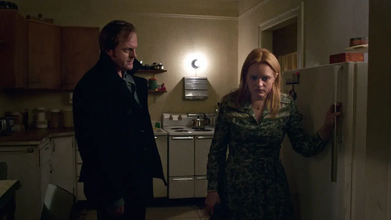 Elisabeth Moss in Le regine del crimine