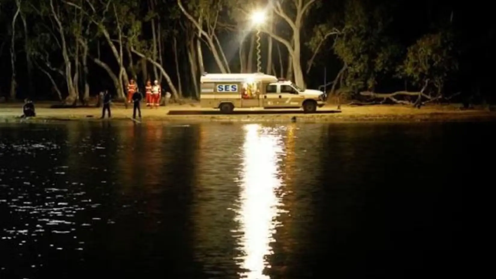 Lake Mungo (2008)