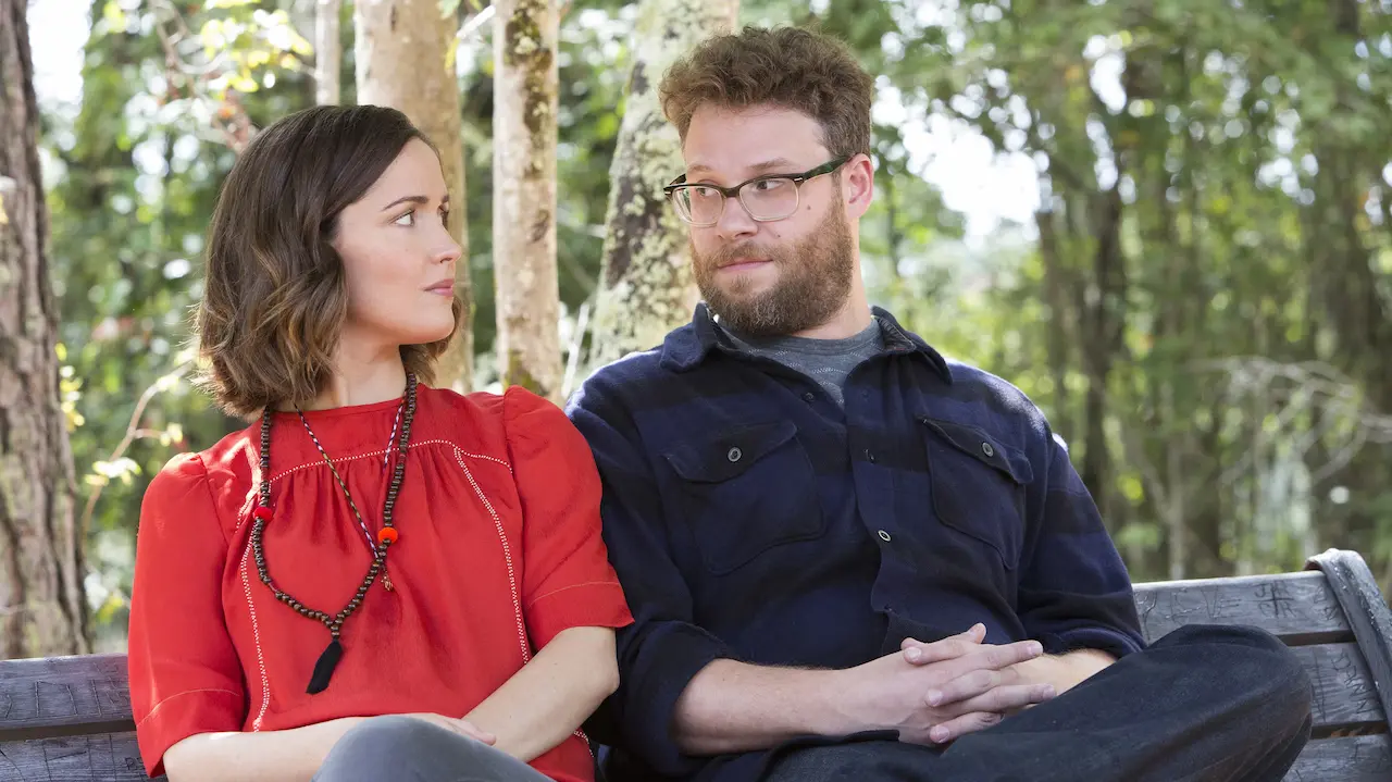 Rose Byrne e Seth Rogen in Cattivi vicini 2