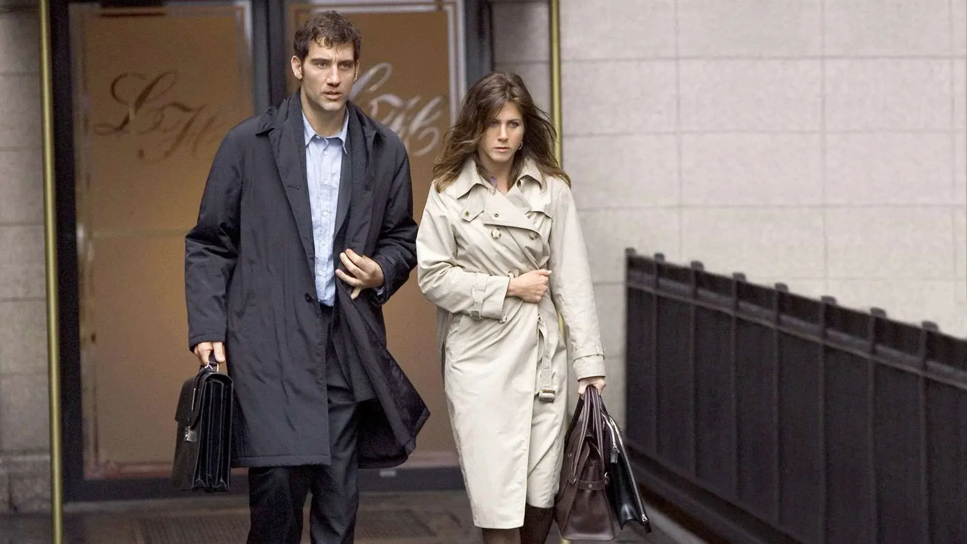 Clive Owen e Jennifer Aniston in Derailed - Attrazione letale