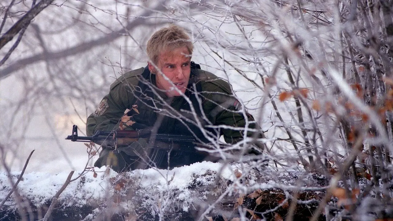 Owen Wilson nel film Behind Enemy Lines - Dietro le linee nemiche